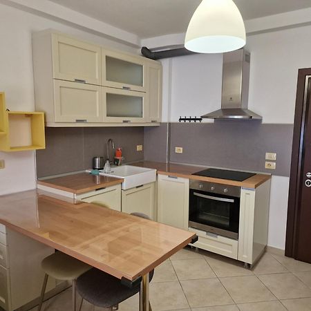 Beachfront Apartment Saranda Extérieur photo