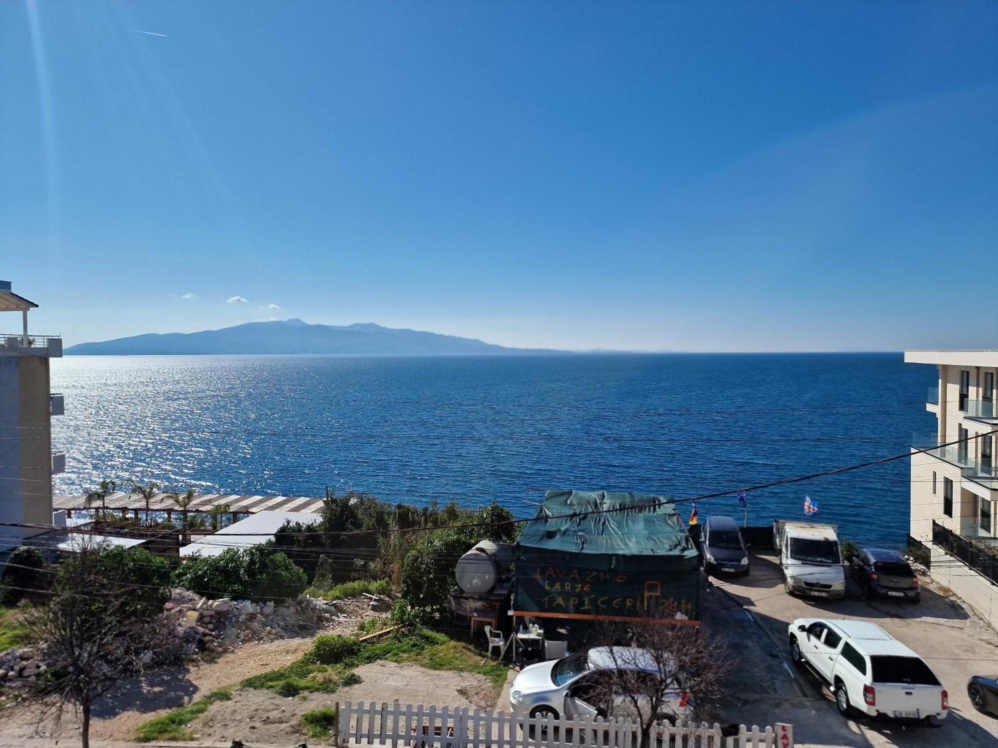 Beachfront Apartment Saranda Extérieur photo